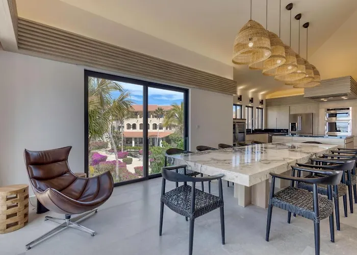 Luxury Unique Oceanfront Penthouse *