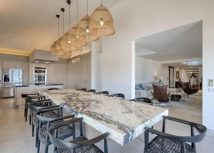 Luxury Unique Oceanfront Penthouse Сasa de vacaciones *
