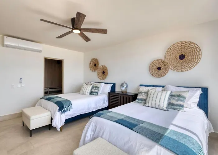 Luxury Unique Oceanfront Penthouse Сasa de vacaciones Cabo San Lucas
