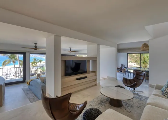 Luxury Unique Oceanfront Penthouse Сasa de vacaciones
