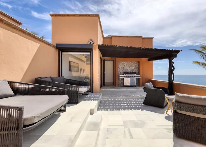 Luxury Unique Oceanfront Penthouse Сasa de vacaciones